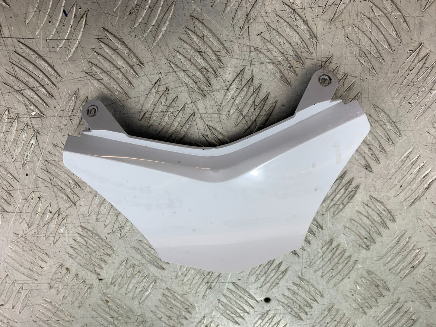 KAWASAKI ZX10R ZX10 R TAIL PIECE JOINER  2008-2010 (CMB1301)