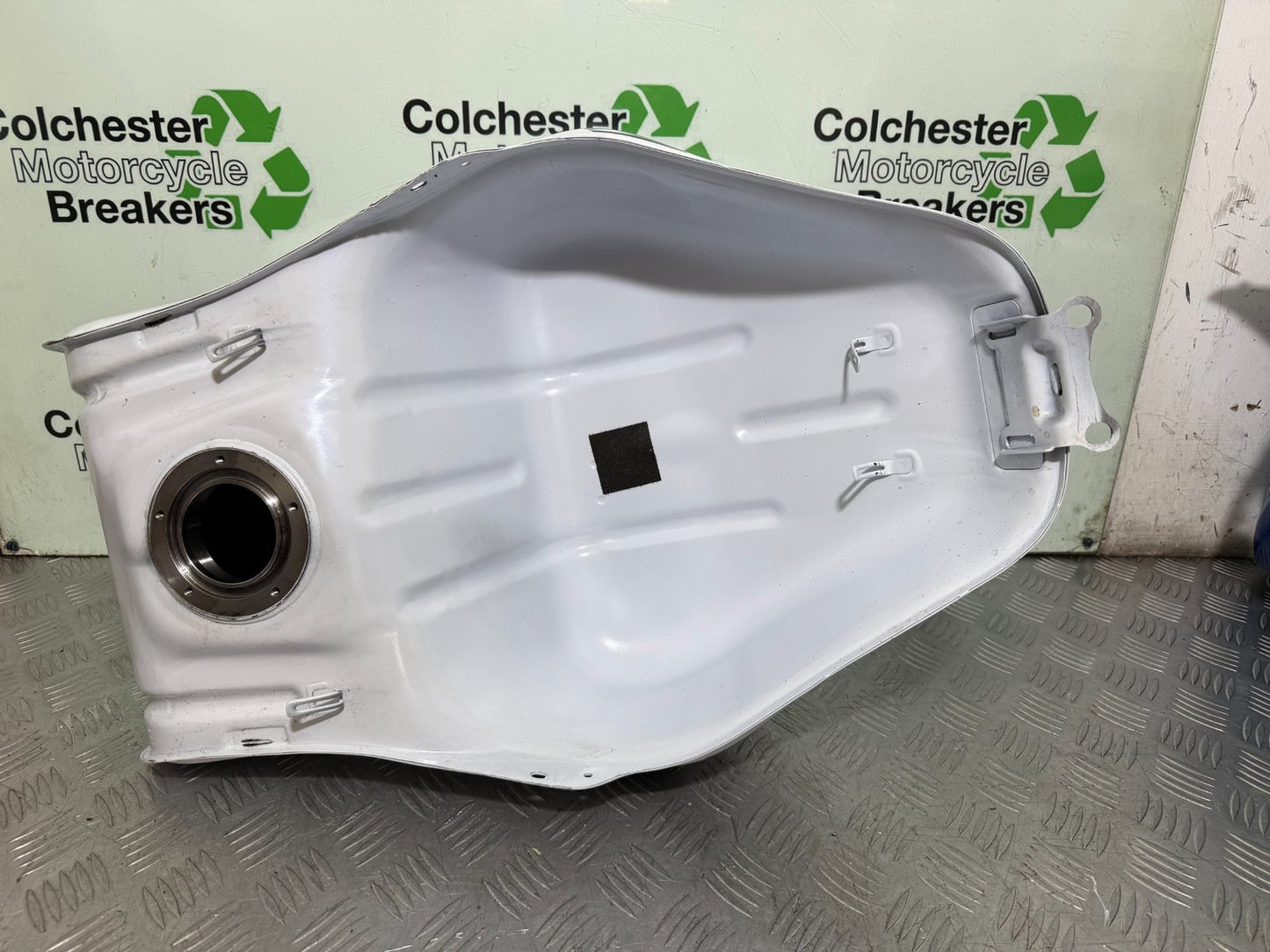 SUZUKI GSXR1300 GSXR 1300 HAYABUSA GEN 2 FUEL PETROL TANK YEAR 2008-2016