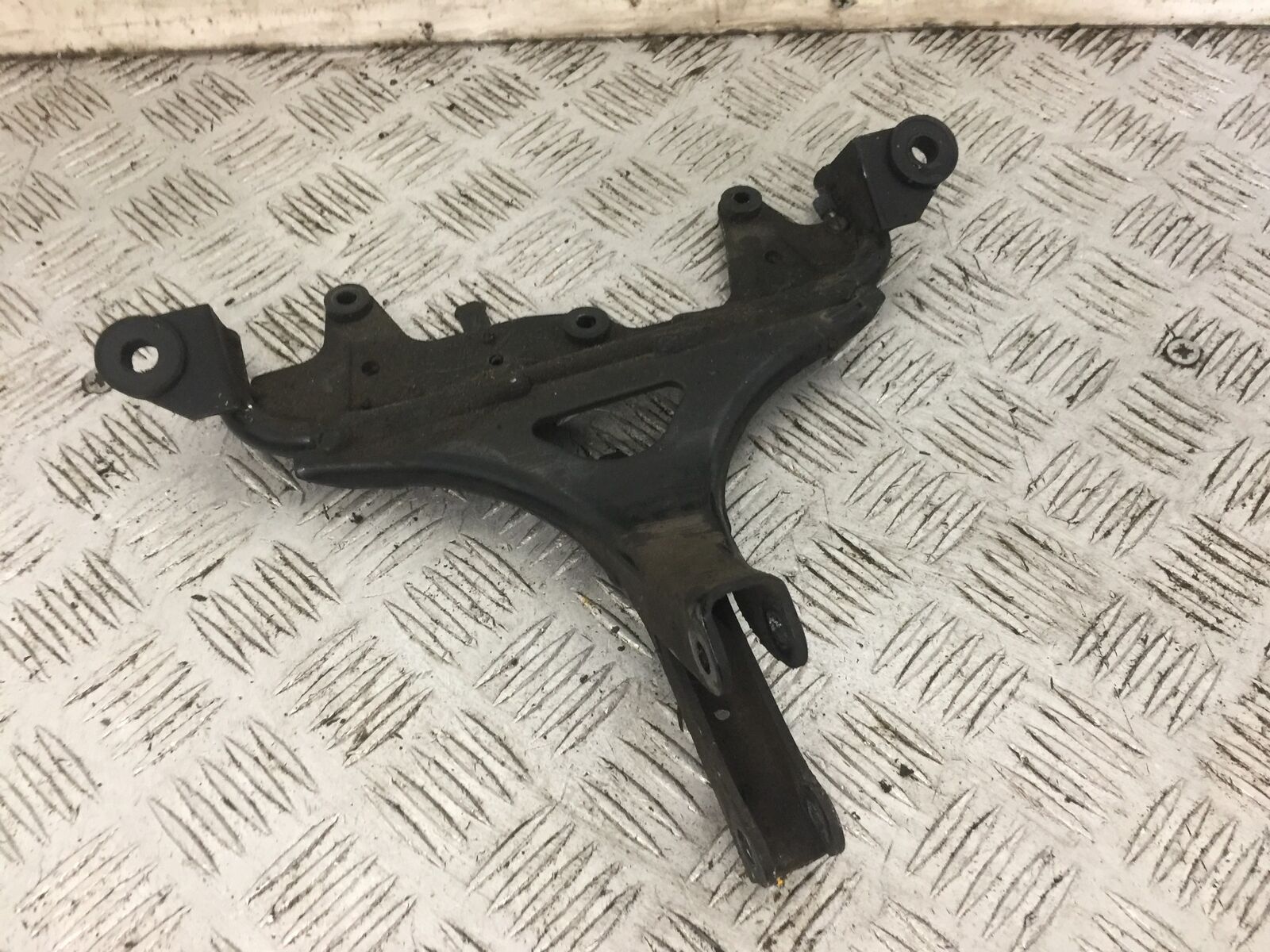 KAWASAKI ZX9R ZX9 E1 FAIRING BRACKET  YEAR 2000 (STOCK 795)