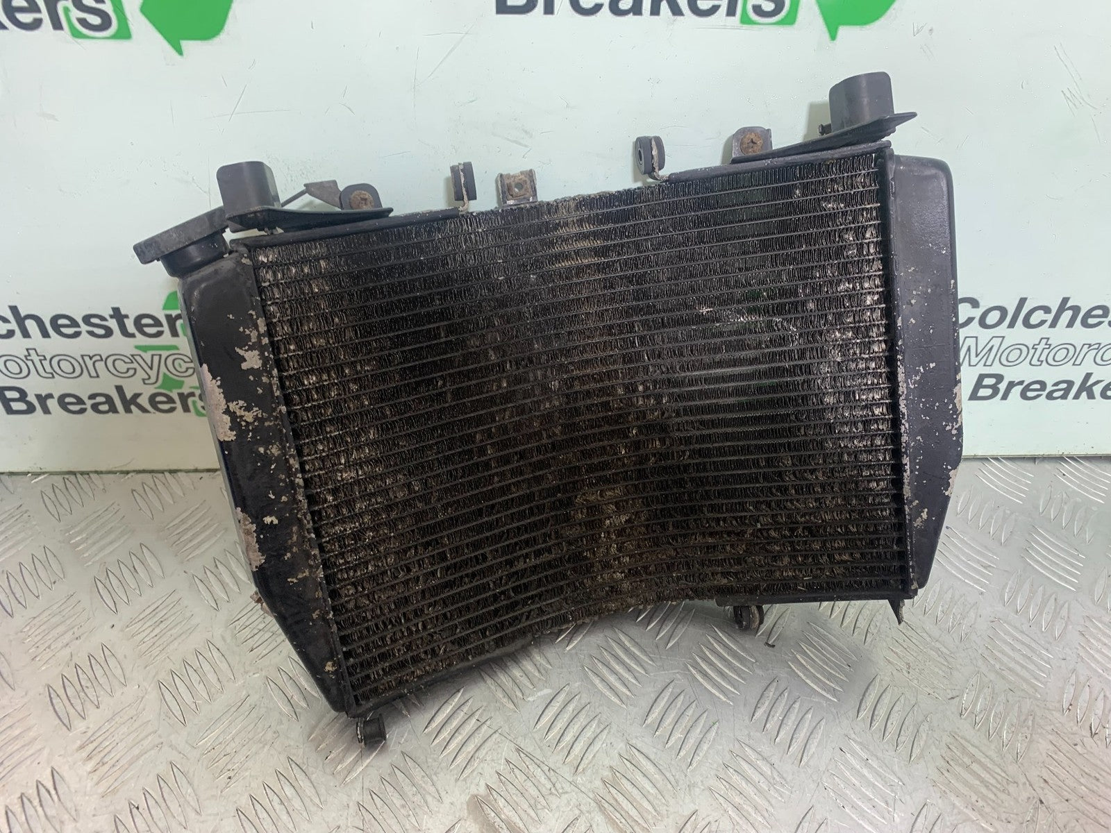 KAWASAKI ZX9R ZX9 E1 RADIATOR    YEAR 2000-01 (CMB1171)