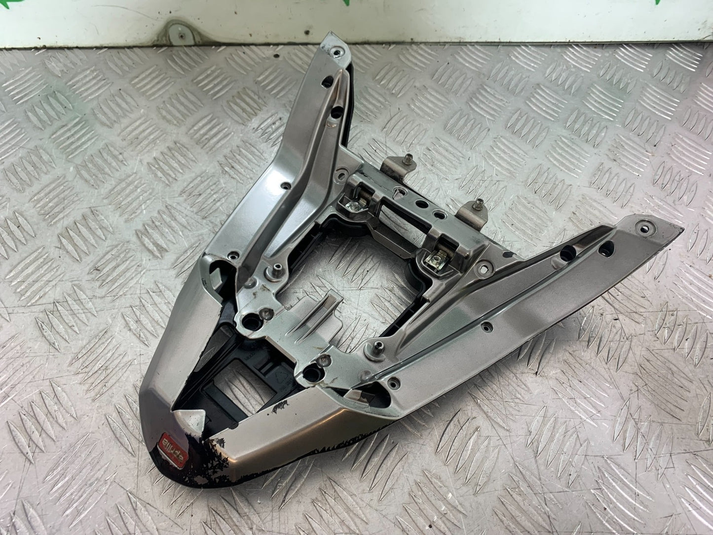 APRILIA TUONO 1000 V4 TAILPIECE   YEAR 2013-2014  (CMB1239)