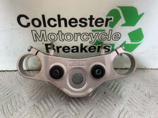 KTM 690 DUKE R LC4 TOP YOKE YEAR 2012-2015  (CMB1180)