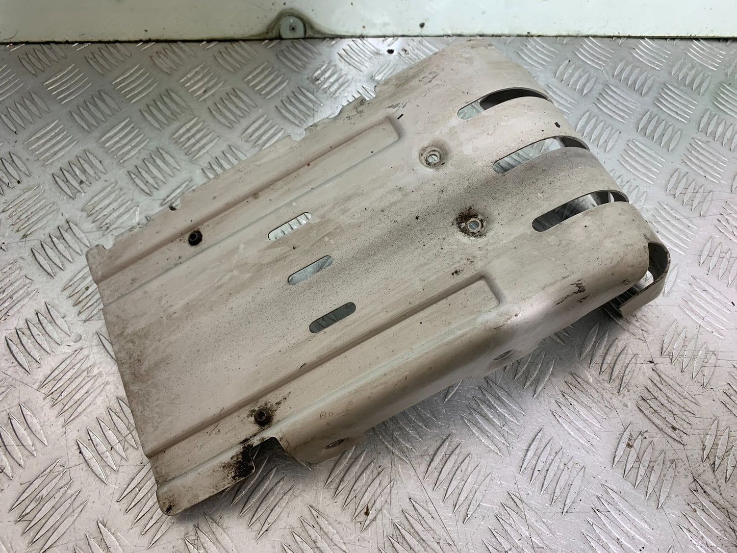 ROYAL ENFIELD HIMALAYAN 411 ENGINE GUARD BASH PLATE  YEAR 2018-2023 (CMB1279)