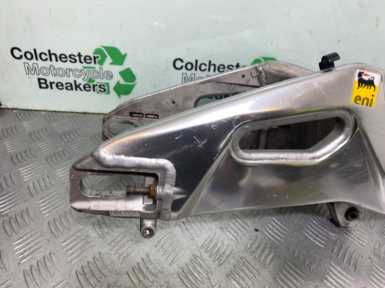 APRILIA TUONO 1000 V4R SWINGARM YEAR 2011-13  (CMB1316)