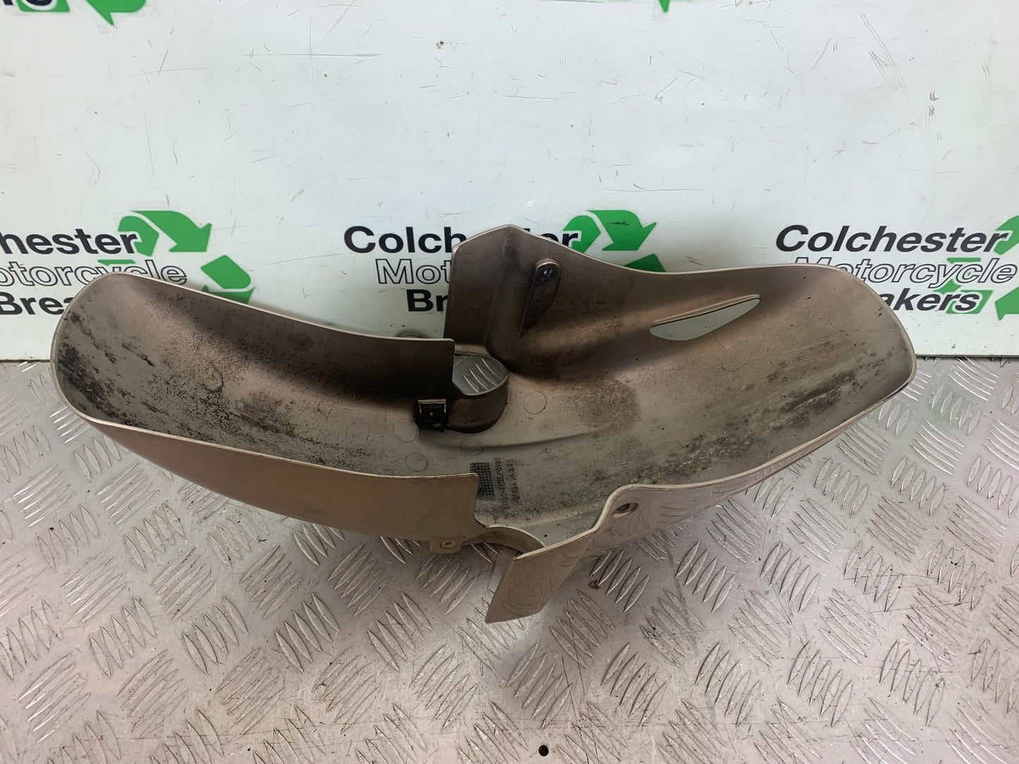 HONDA NT650 V DEAUVILLE FRONT MUDGUARD  YEAR 1998-01 (CMB1320)