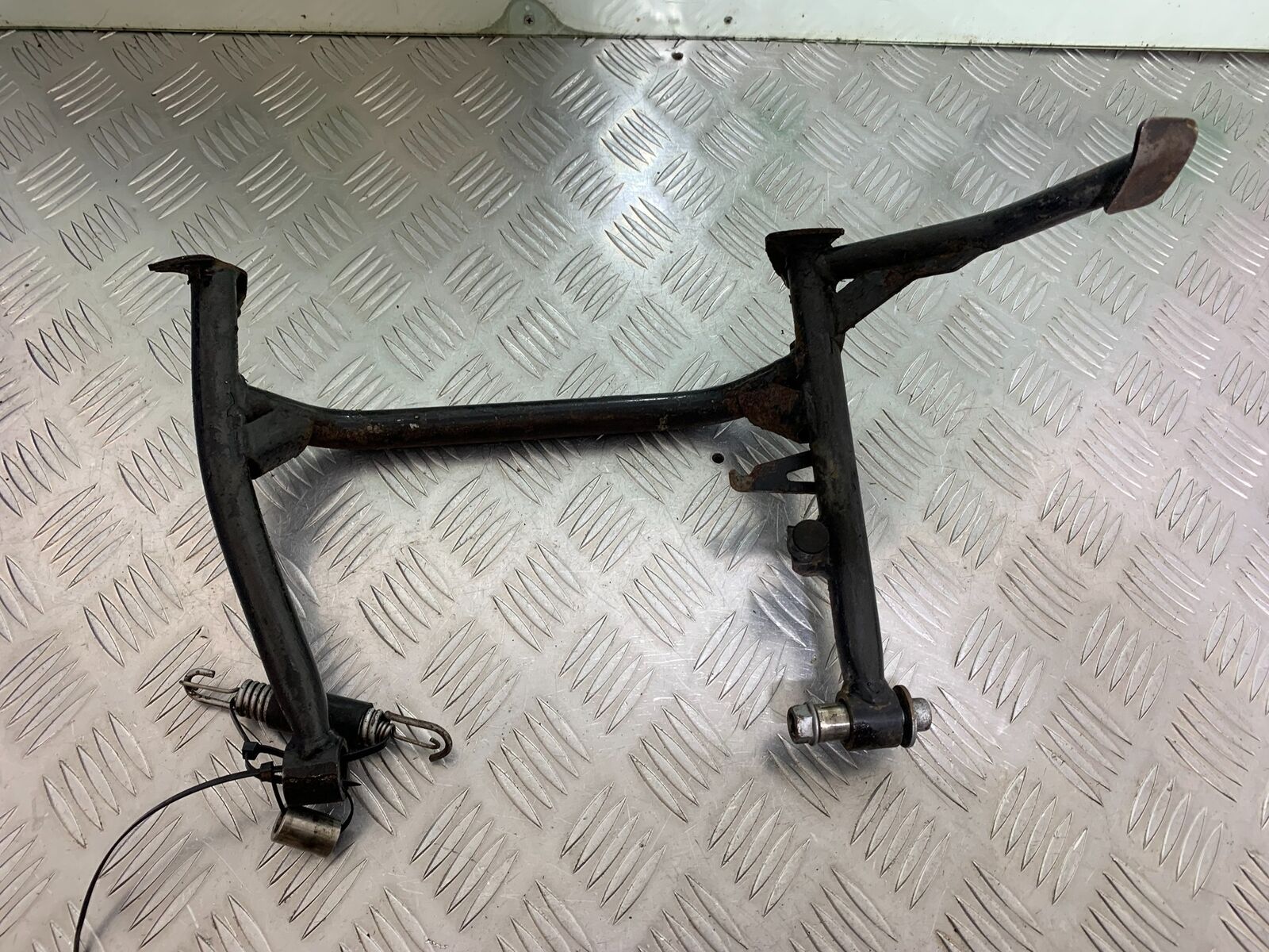 BMW F800 GT CENTER STAND   YEAR 2013-2017 (CMB1031)