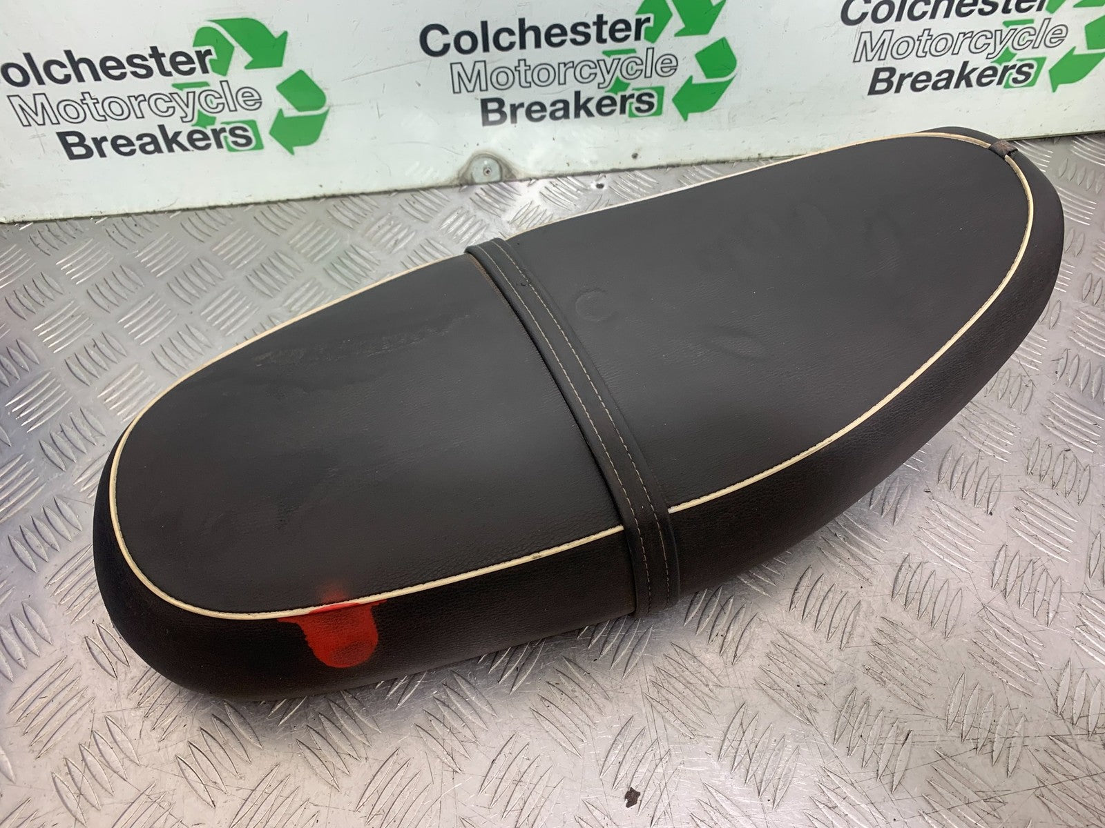 BSA 650 GOLD STAR SEAT YEAR 2022-2025 (CMB1262)