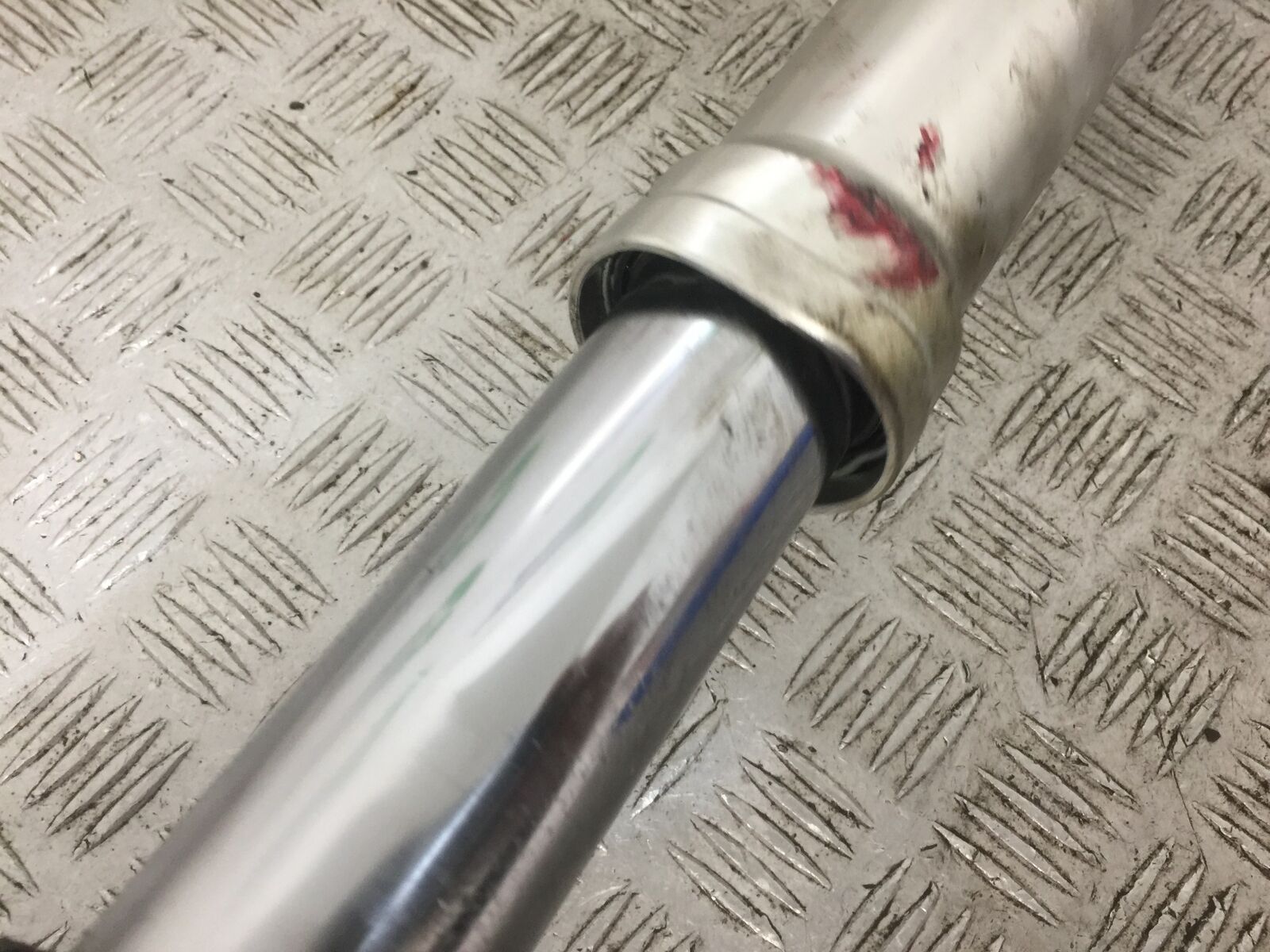 DUCATI 696 MONSTER RIGHT FORK (DAMAGED)  YEAR 2008 (STOCK 768)