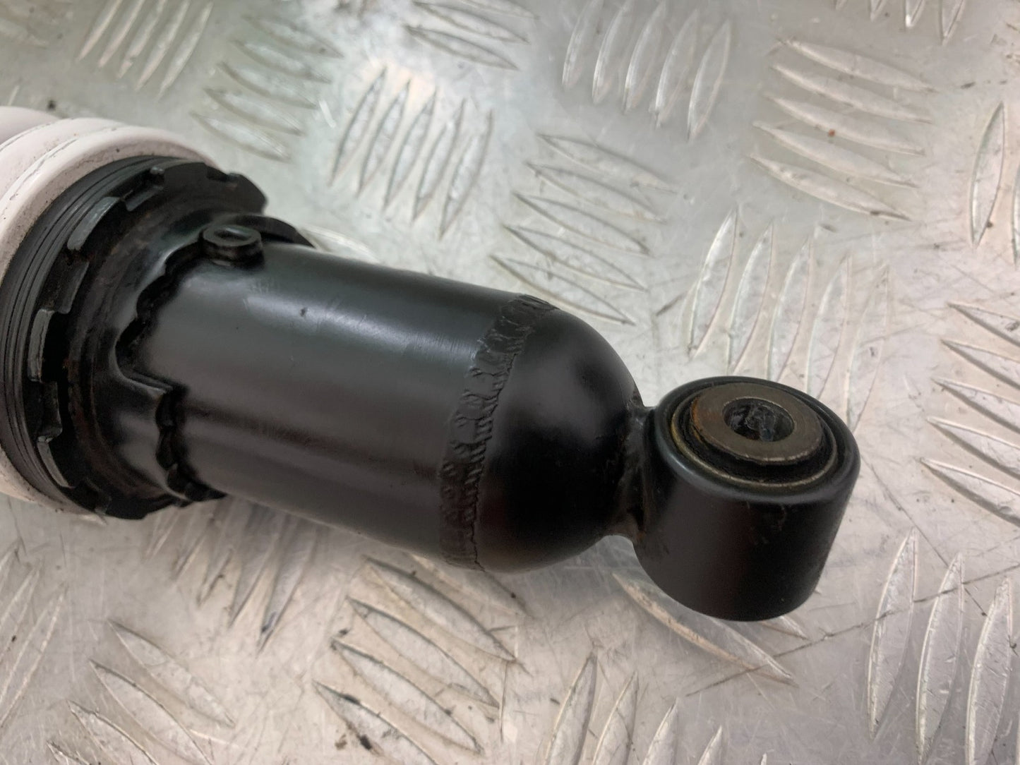 KTM 690 DUKE R LC4 WHITE POWER WP REAR SHOCK YEAR 2012-2015  (CMB1180)