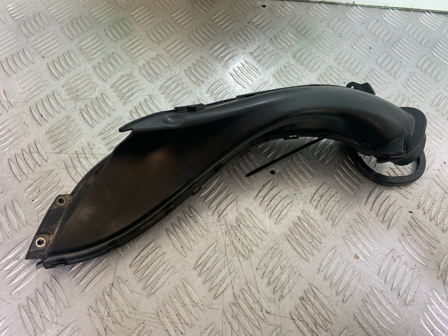 APRILIA RSV4 FACTORY LEFT AIR TUBE   YEAR 2009-2012 (CMB1224)