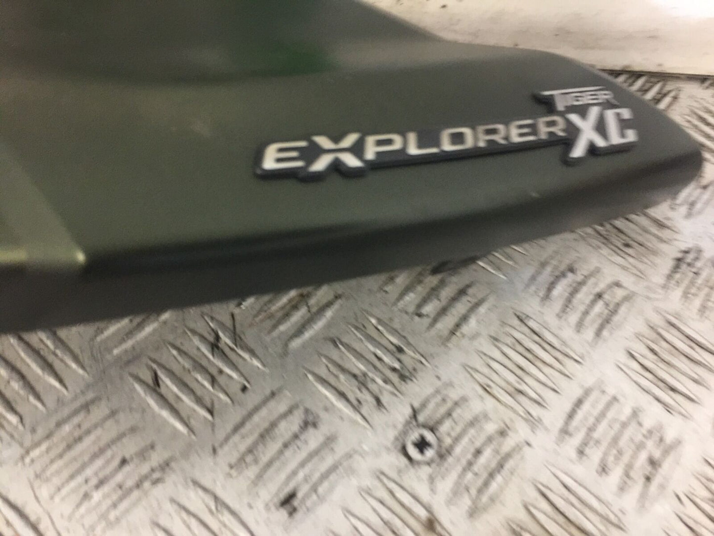 TRIUMPH 1200 TIGER EXPLORER LEFT SIDE FAIRING   YEAR 2015 (STOCK 673)