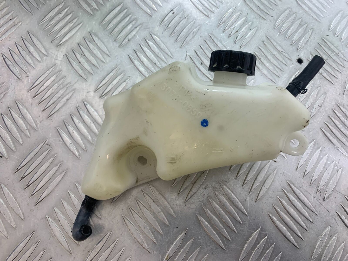 KAWASAKI Z800 Z 800 COOLANT BOTTLE  YEAR 2013-2017 (CMB1059)