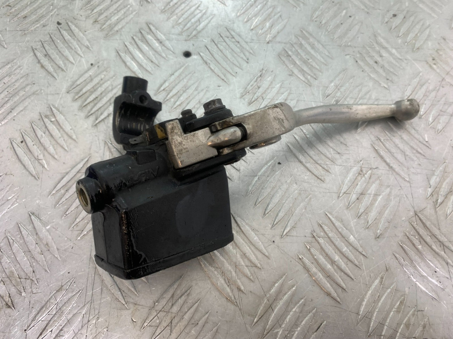 SUZUKI GS500 GS 500 FRONT BRAKE MASTER CYLINDER    YEAR 2001-2008 (CMB1254)