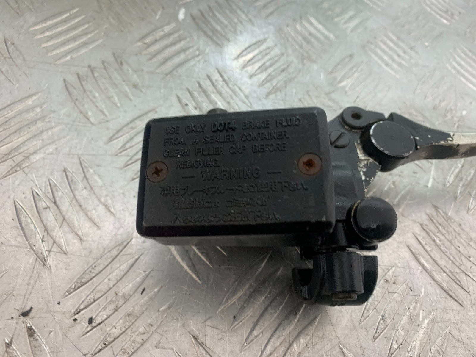 YAMAHA FZS600 FAZER 600 FRONT MASTER CYLINDER    YEAR 1998-2001 (CMB1267)