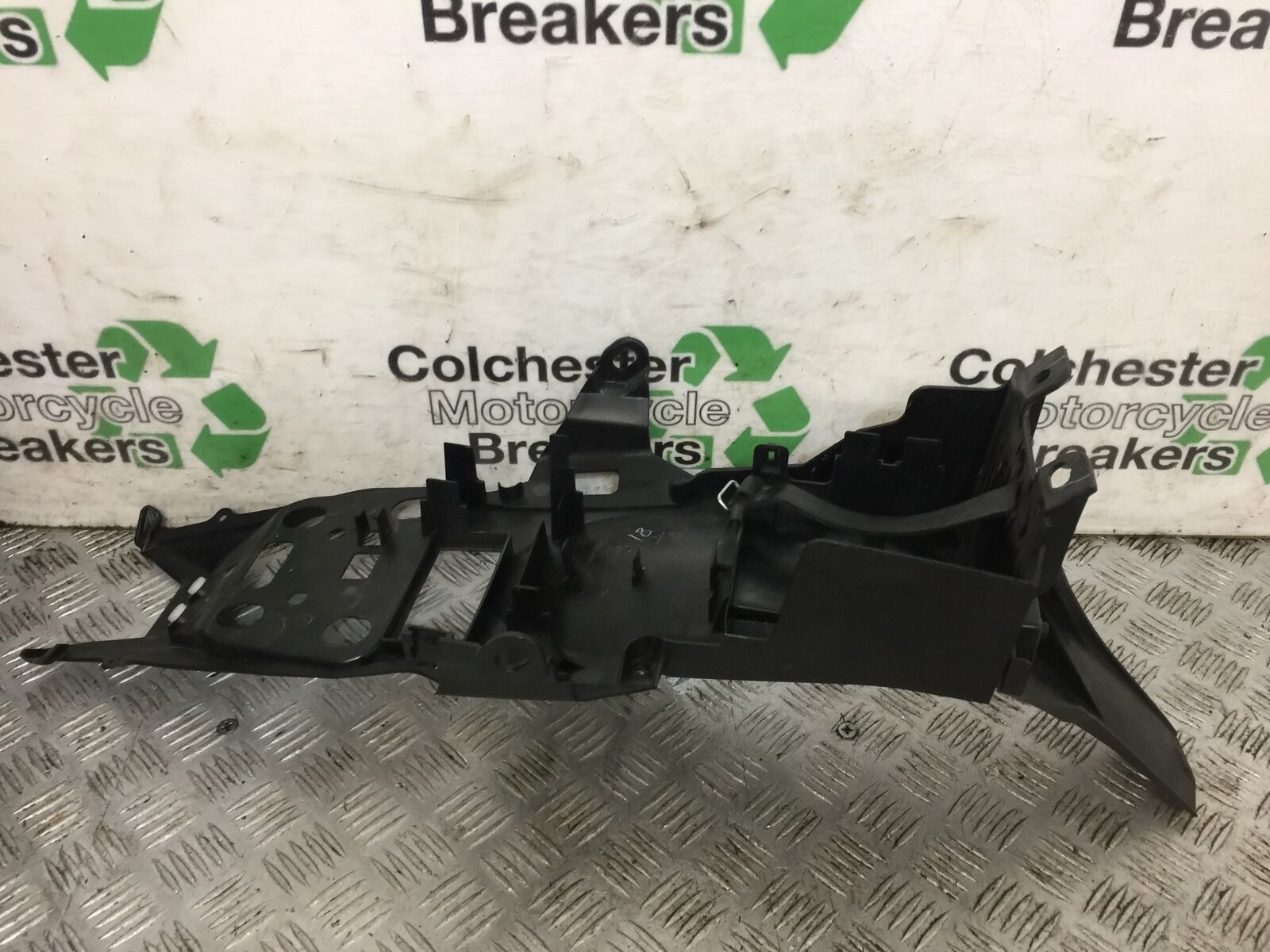 YAMAHA MT03 PETROL TANK  YEAR 2018  (STOCK 801)