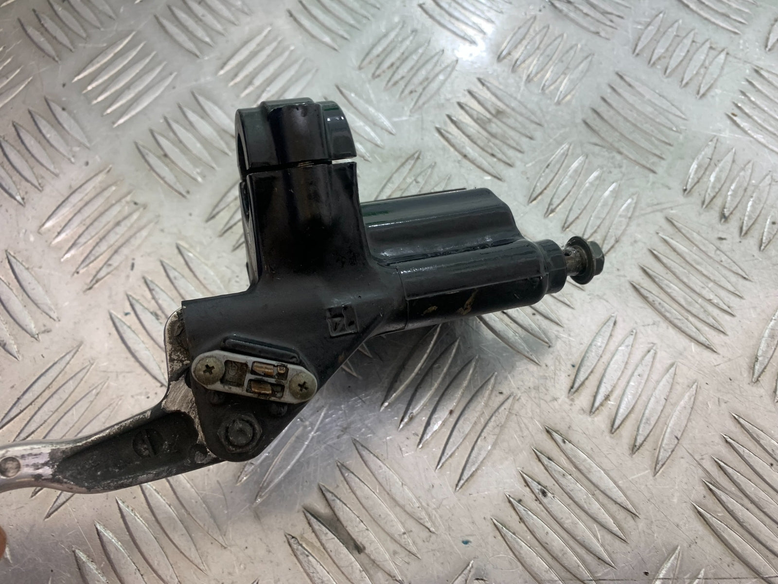 SUZUKI GSF1200  GSF 1200 BANDIT CLUTCH MASTER CYLINDER  YEAR 1997-2000 (CMB1149)