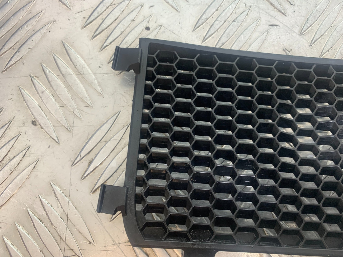 BMW M1000 R OIL COOLER  GRILL YEAR 2023-2024 (CMB1140)