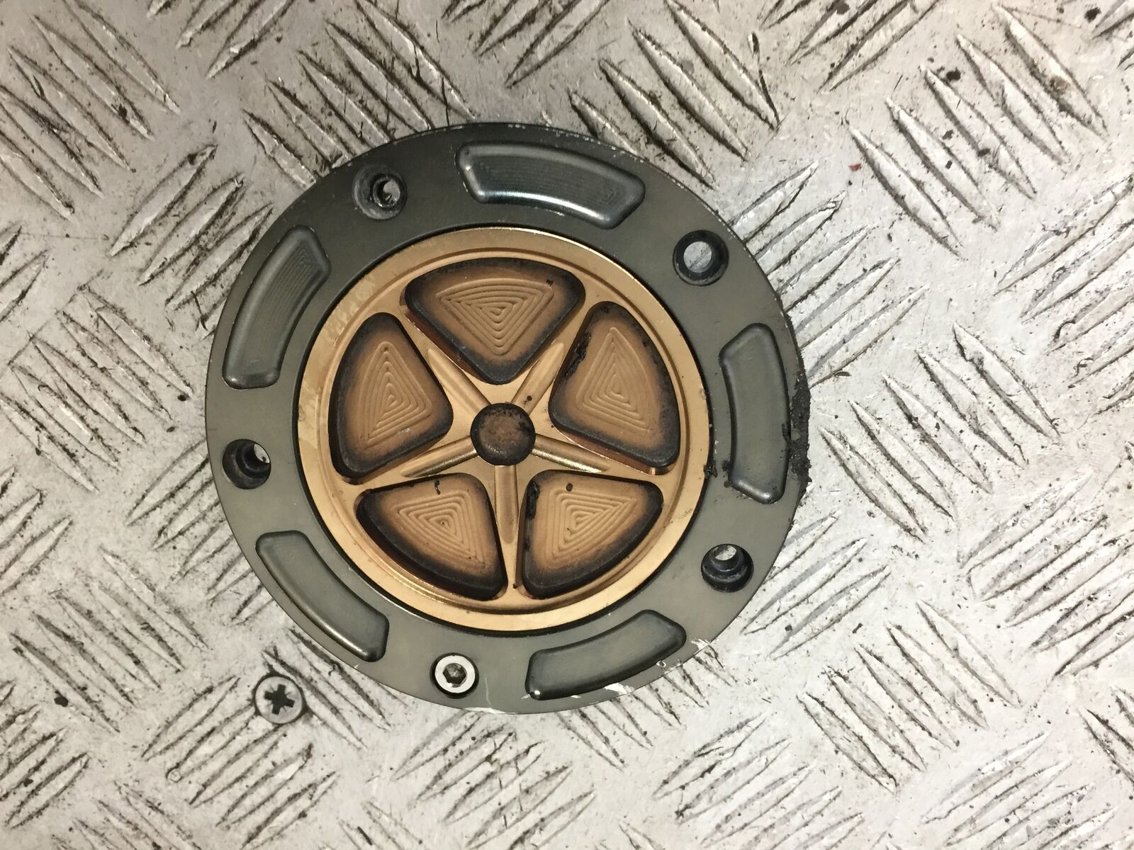 KAWASAKI ZX6R PETROL CAP  YEAR 2009-2012  (STOCK 897)