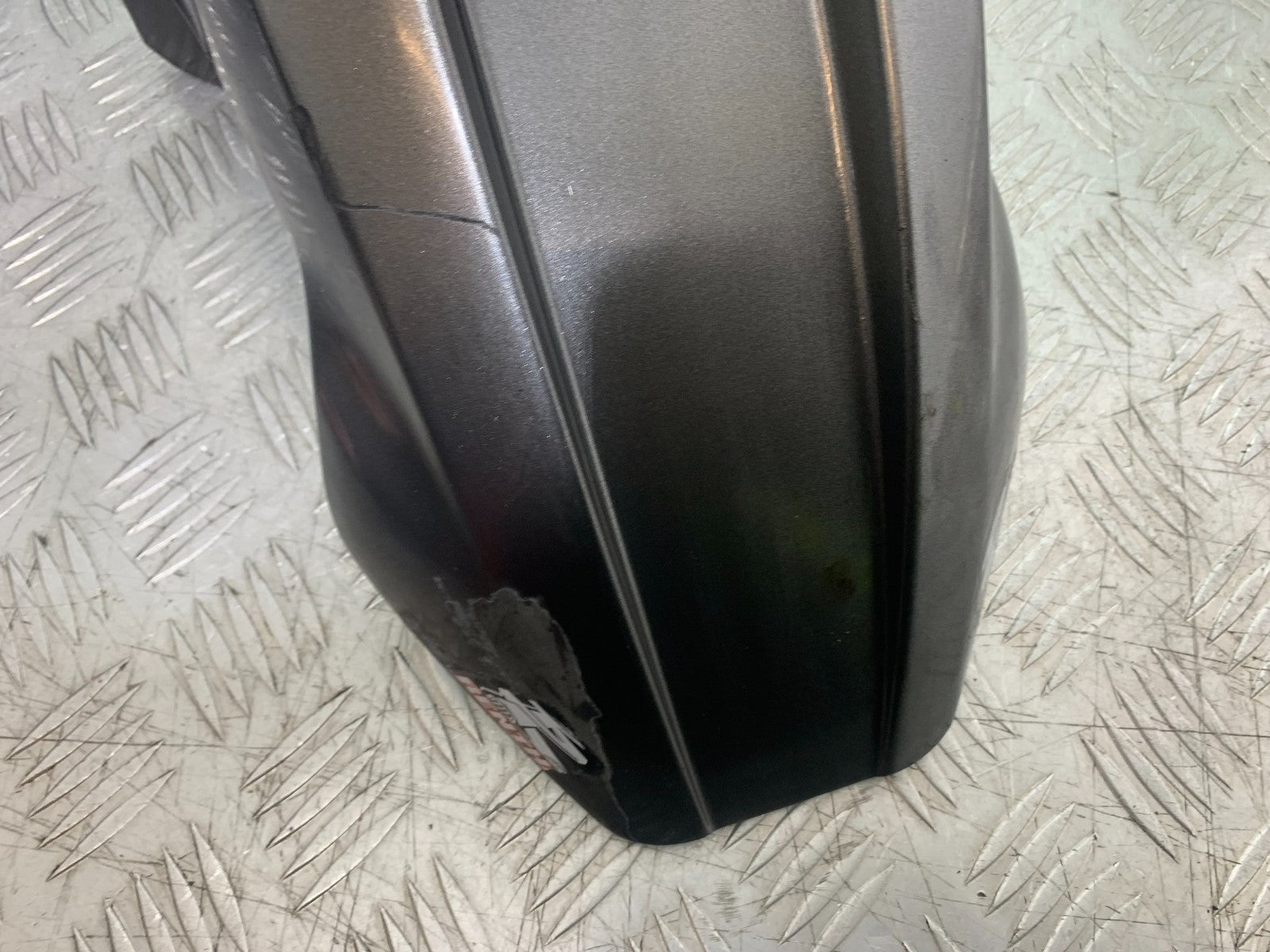 APRILIA 650 PAGASO STRADA FRONT MUDGUARD  YEAR 2005-2010 (CMB1260)