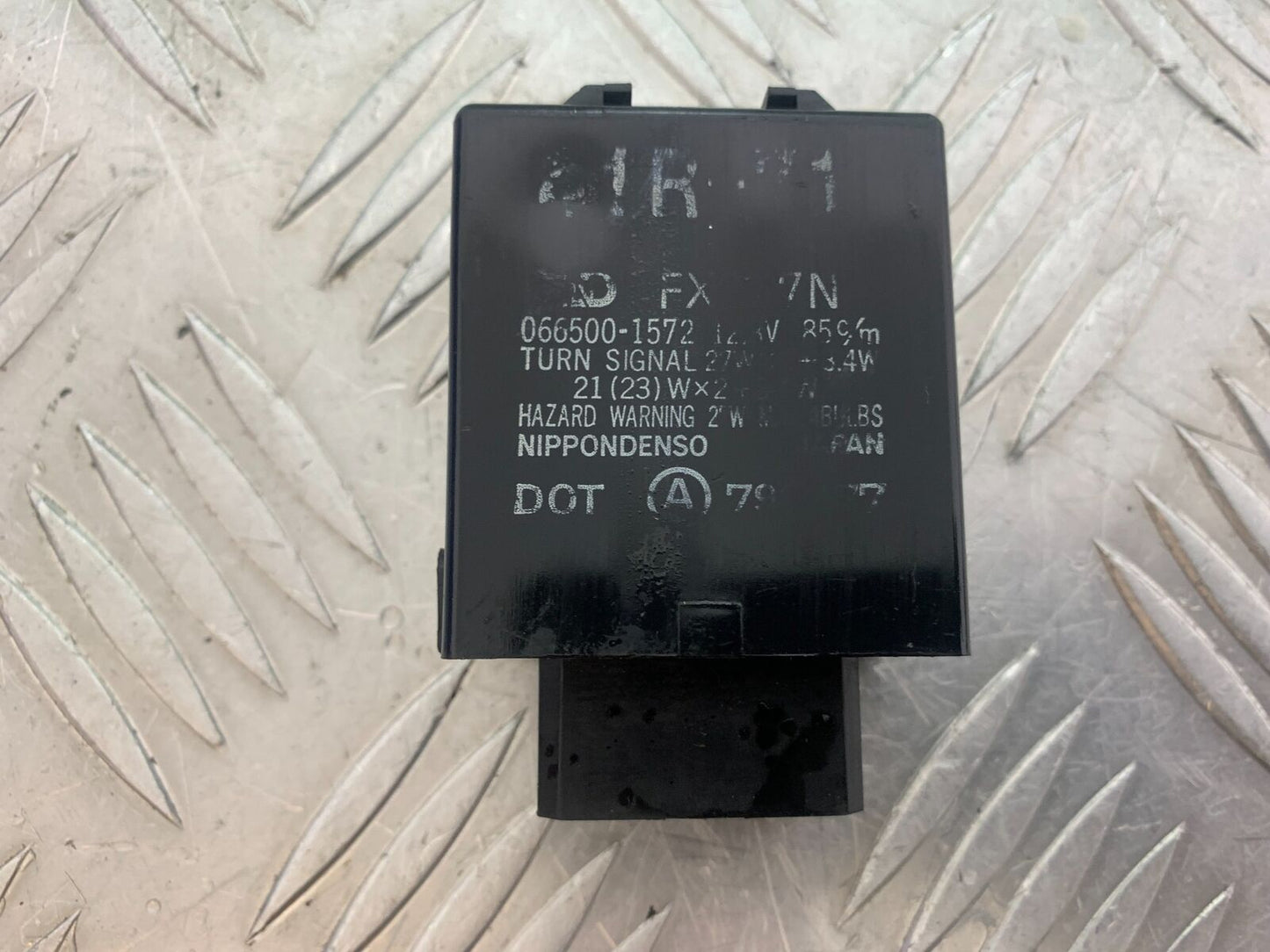 YAMAHA XV535 XV 535 VIRAGO MAIN RELAY YEAR 1994-02 (CMB1044)