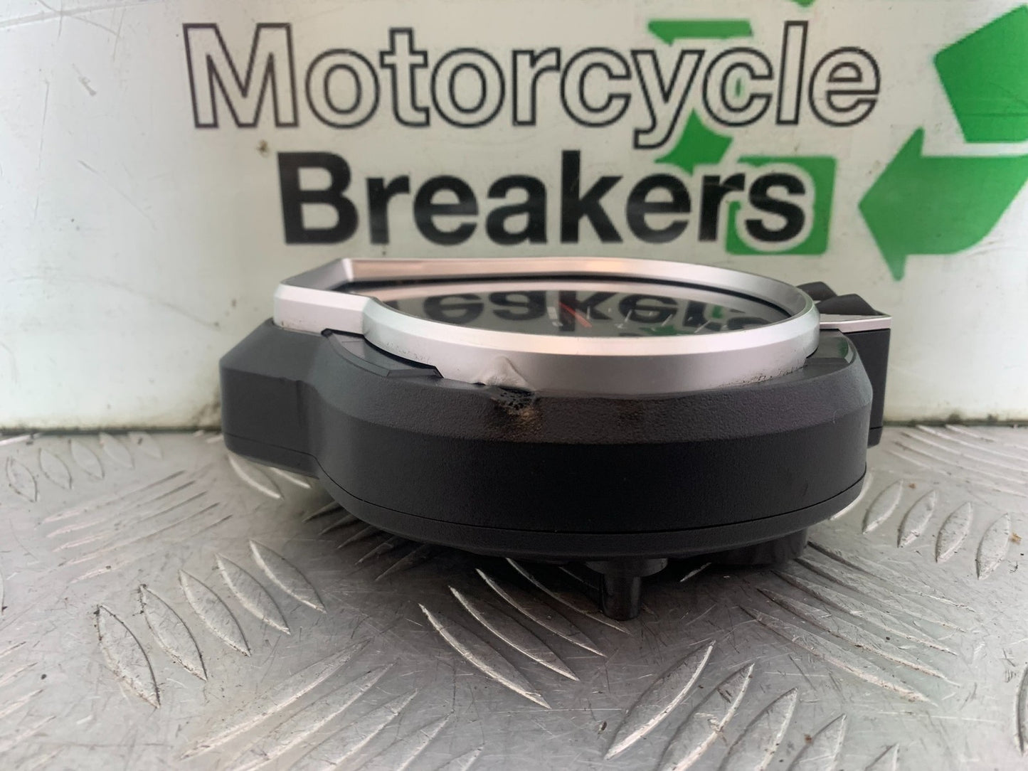 HONDA CBR1000 RR CBR 1000RR FIREBLADE CLOCKS SPEEDO DASH 2008-2011 (CMB1179)
