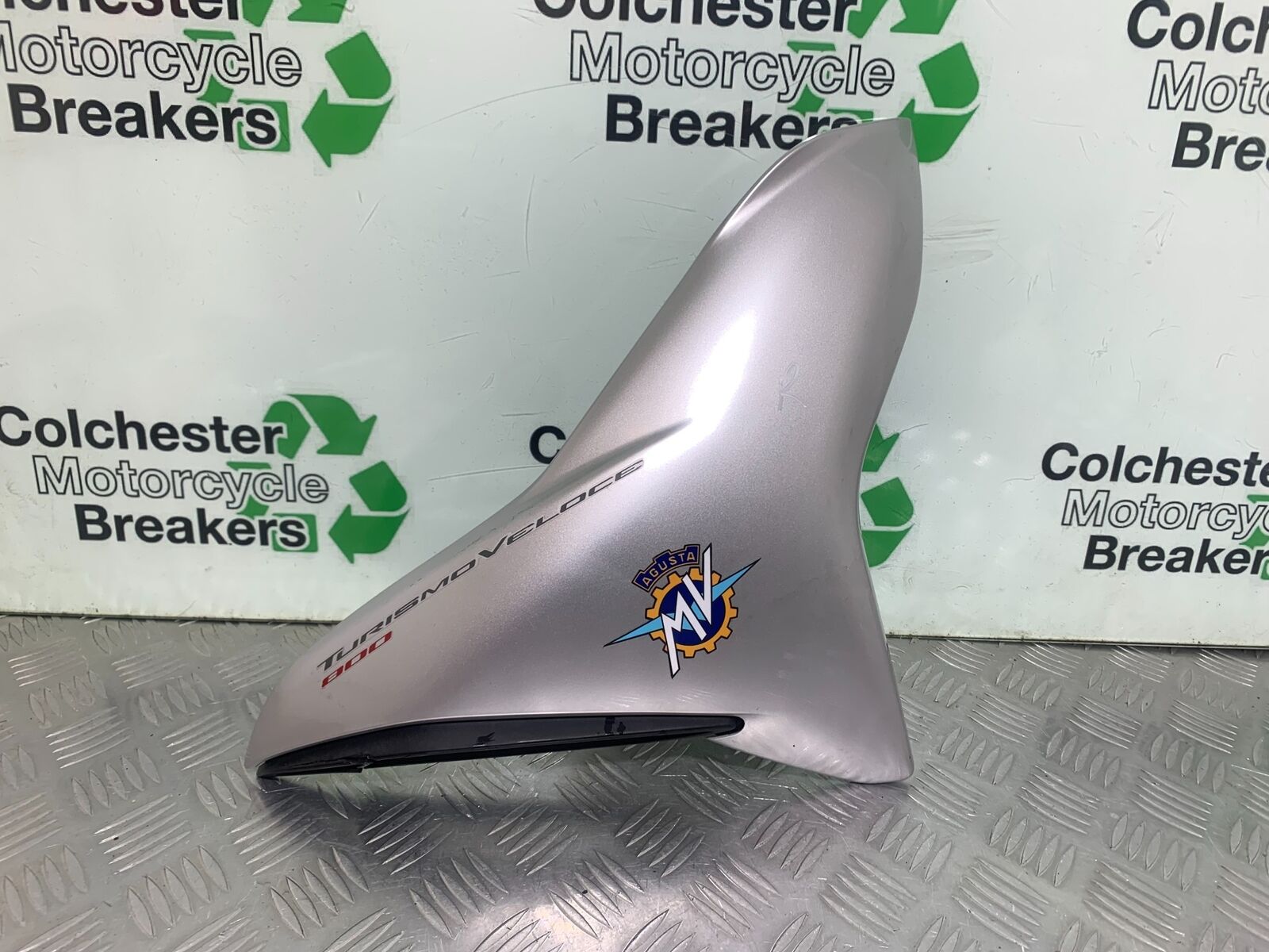 MV AGUSTA TURISMO VELOCE 800 RIGHT FAIRING PANEL   YEAR 2014-17 (CMB1051)