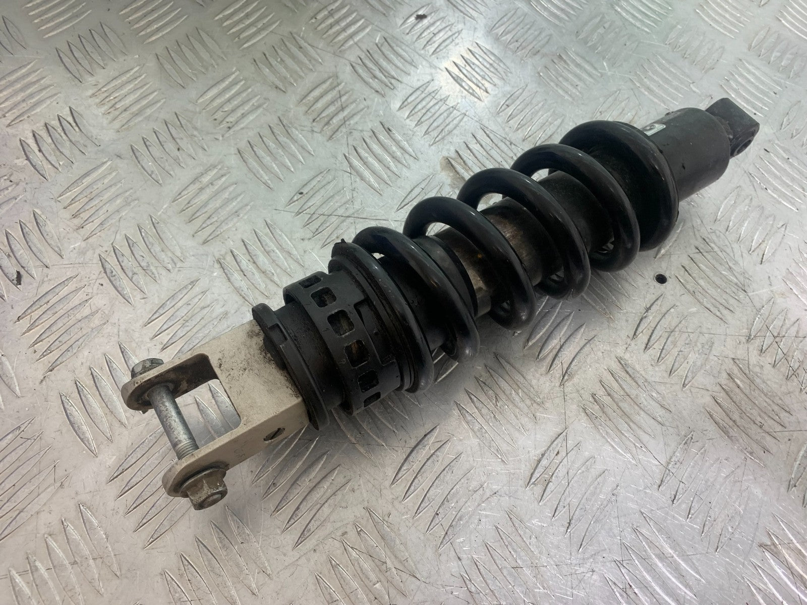 BMW R850 R R850R REAR SHOCK YEAR 1994-2002 (CMB1170)