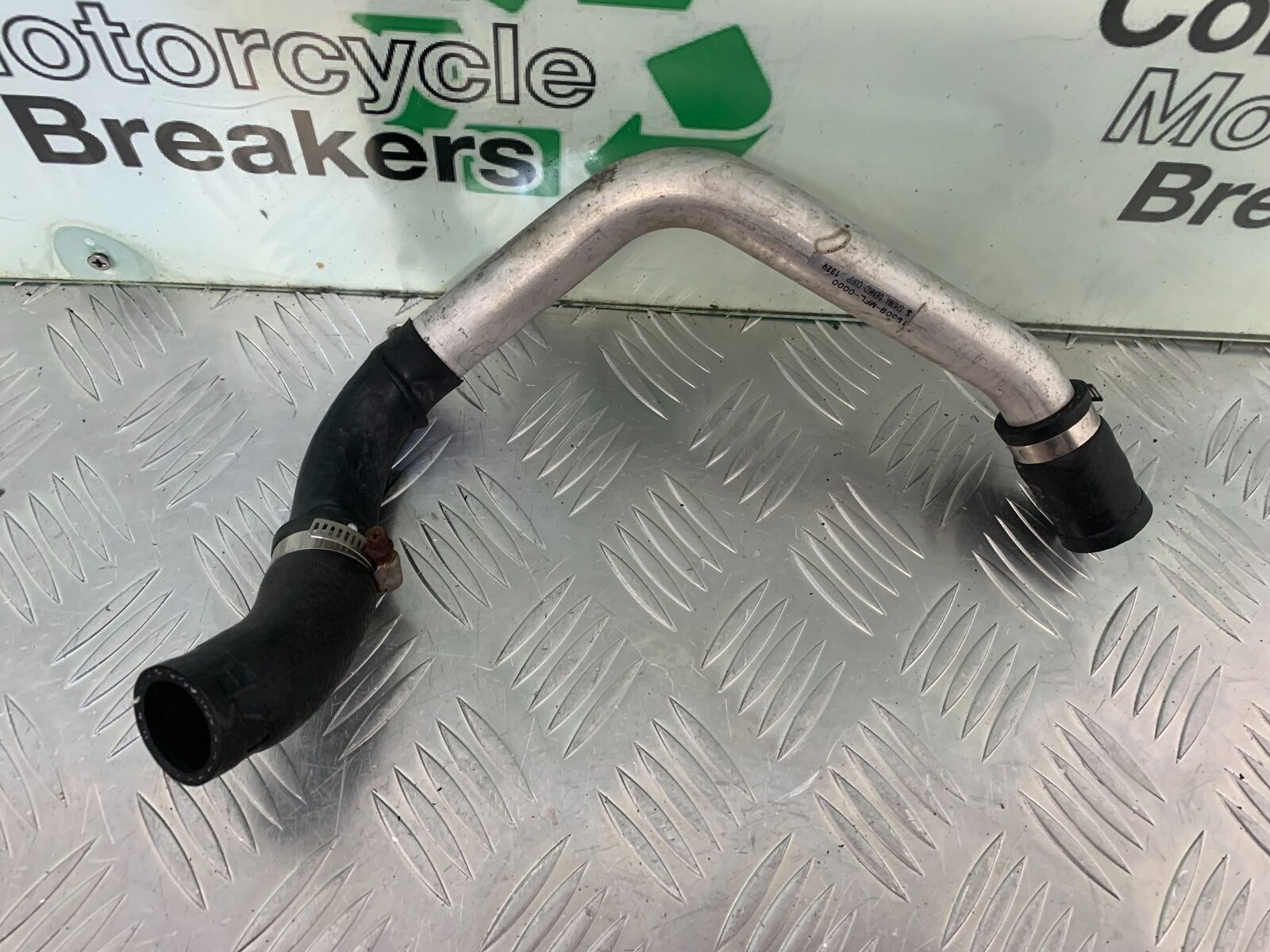 HONDA CBR1000 rr FIREBLADE COOLANT PIPE  YEAR 2008-2011 (STOCK 986)