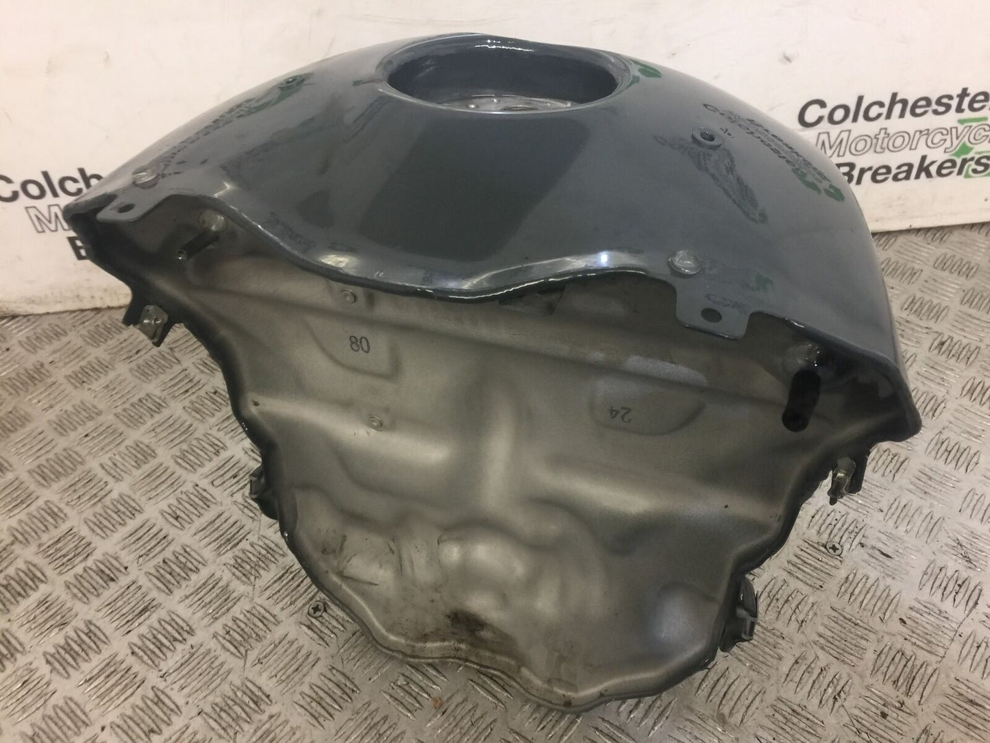 BMW S1000 R PETROL TANK YEAR 2018  (STOCK 645)