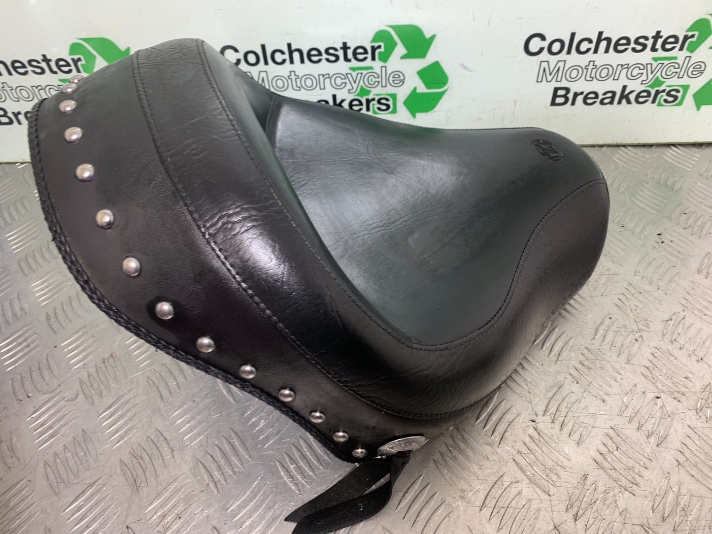 HONDA VT750 SHADOW FRONT SEAT  YEAR 2003-2004 (CMB1265)