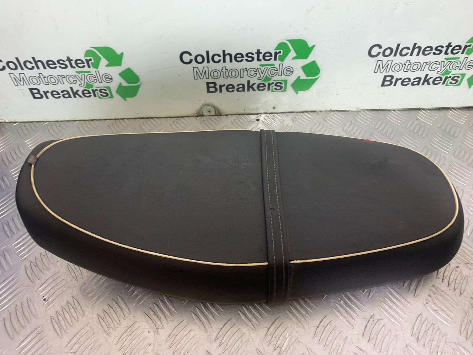 BSA 650 GOLD STAR SEAT YEAR 2022-2025 (CMB1262)