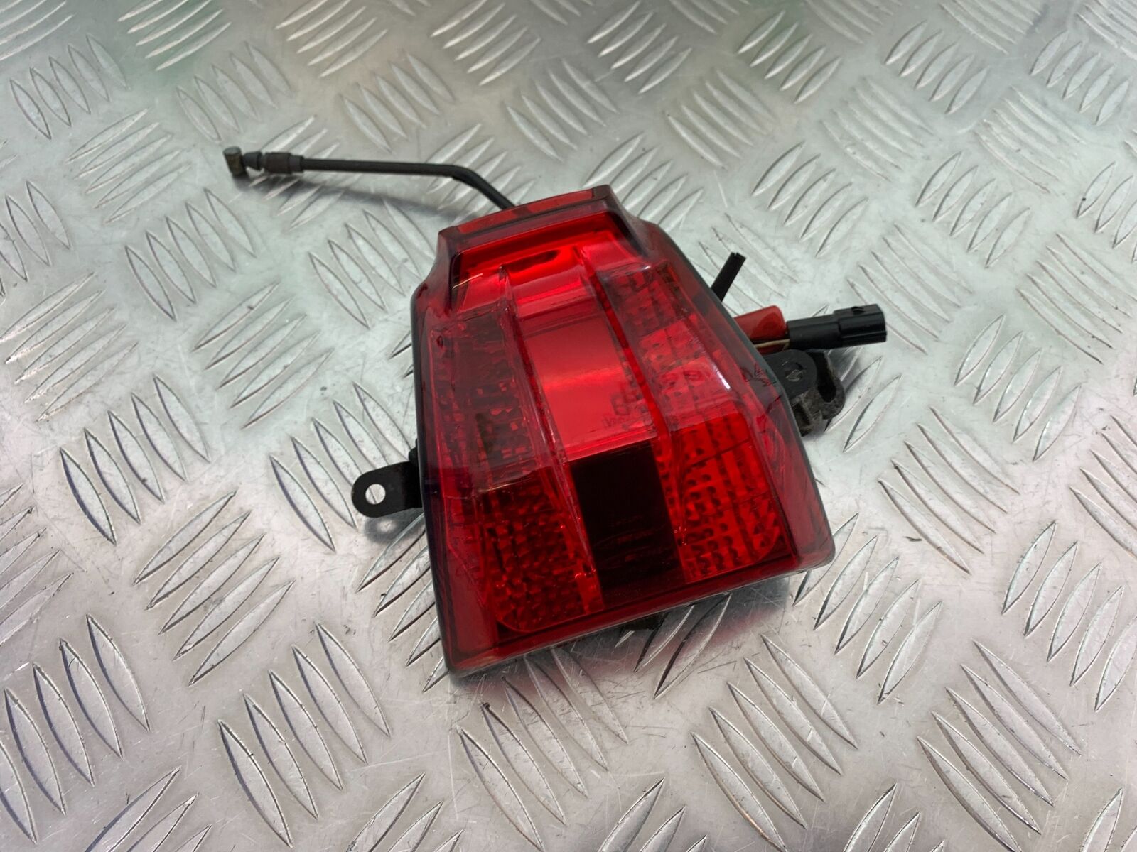 TRIUMPH TIGER 1200 EXPLORER REAR LIGHT  YEAR 2012-2015 (STOCK 992)