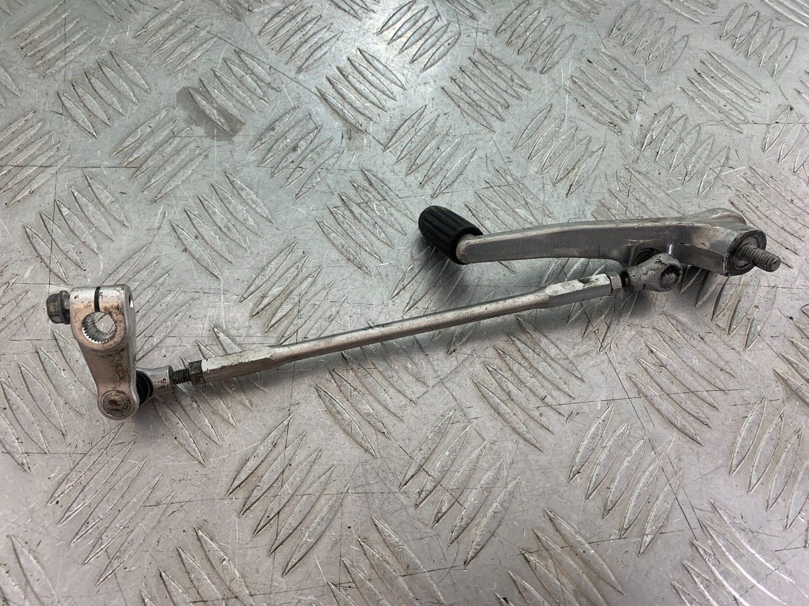 HONDA CBR600 CBR 600 RR GEAR LEVER   YEAR 2003-2004 CMB1173)