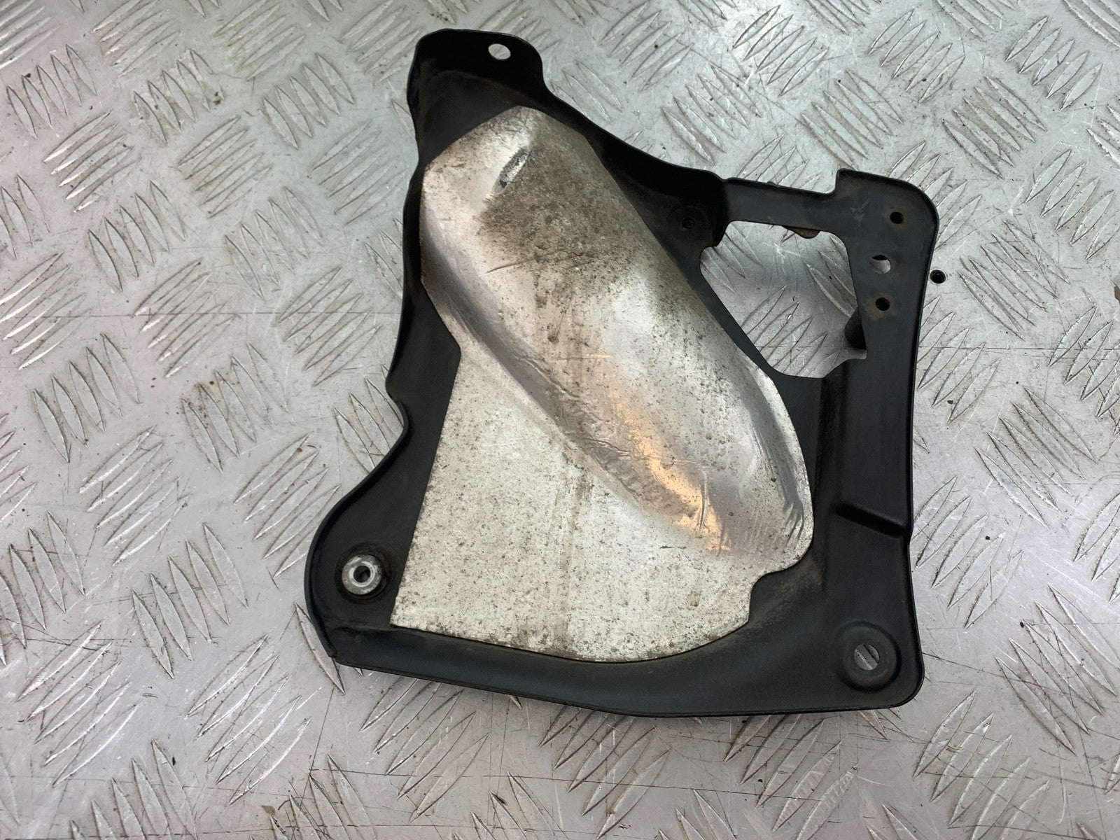 YAMAHA XVS 1300 MIDNIGHT STAR EXHAUST SHIELD YEAR 2007-16 (CMB1200)