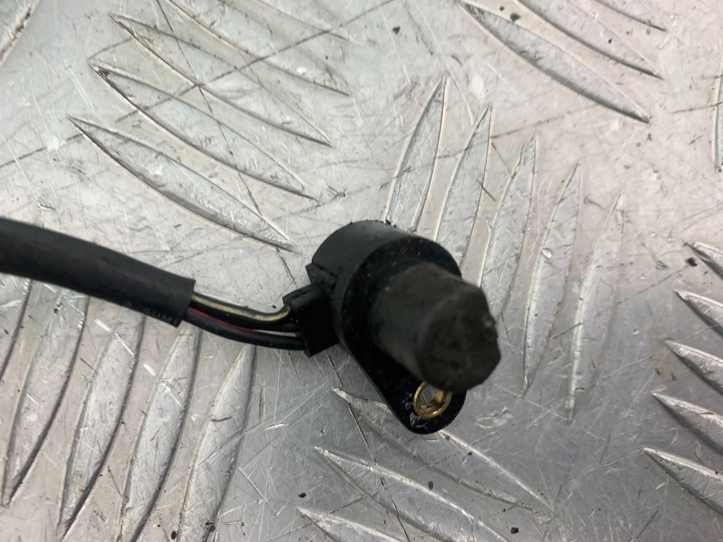SUZUKI GSF600 GSF 600 BANDIT SPEEDO PICK UP SENSOR   2000-2004 (CMB1269)