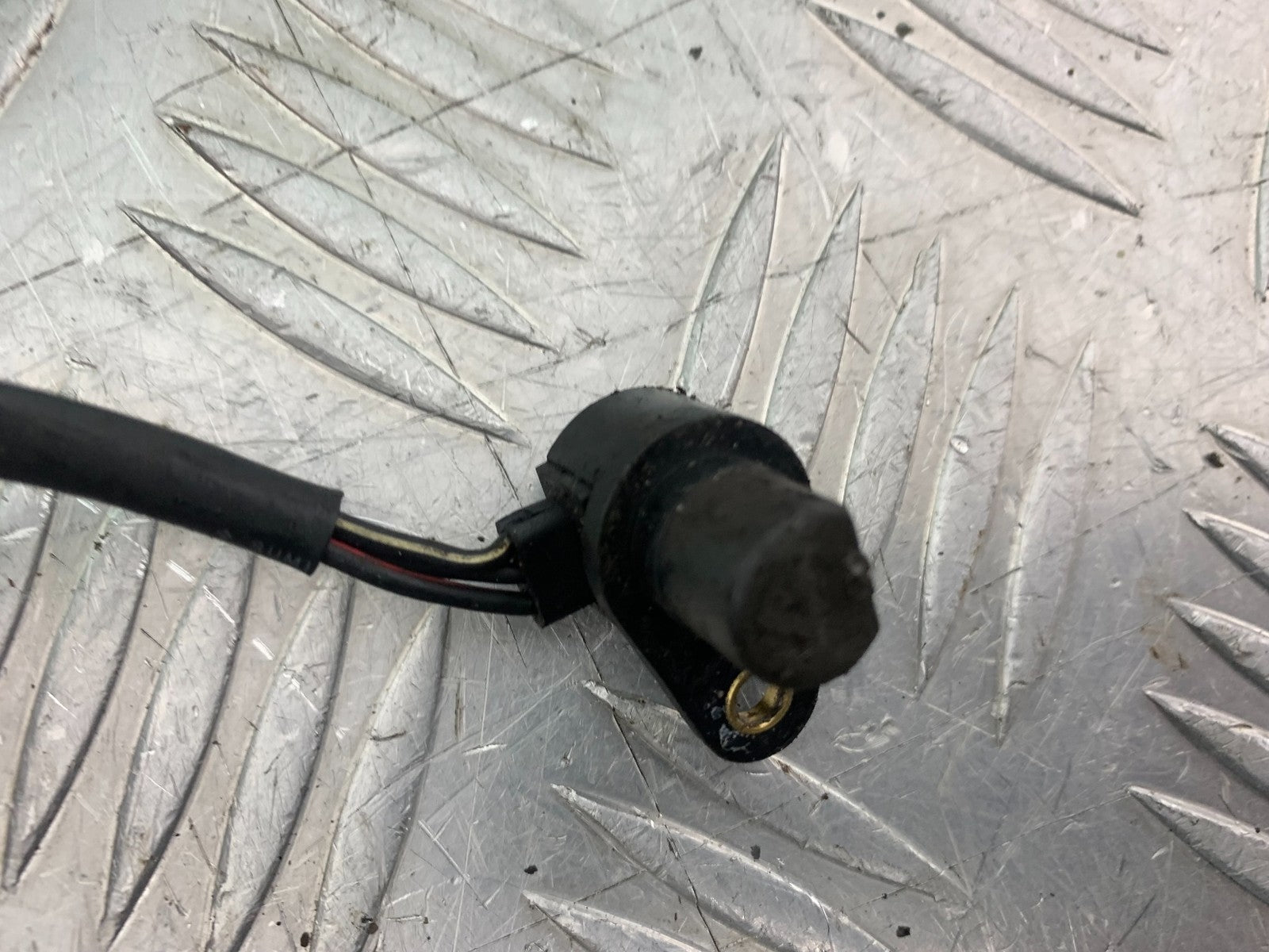 SUZUKI GSF600 GSF 600 BANDIT SPEEDO PICK UP SENSOR   2000-2004 (CMB1269)