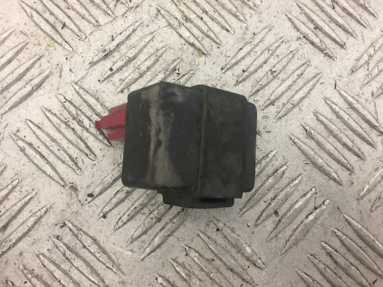 KAWASAKI ZX9R ZX9 C PETROL PUMP RELAY  YEAR 1998-99 (STOCK 630)