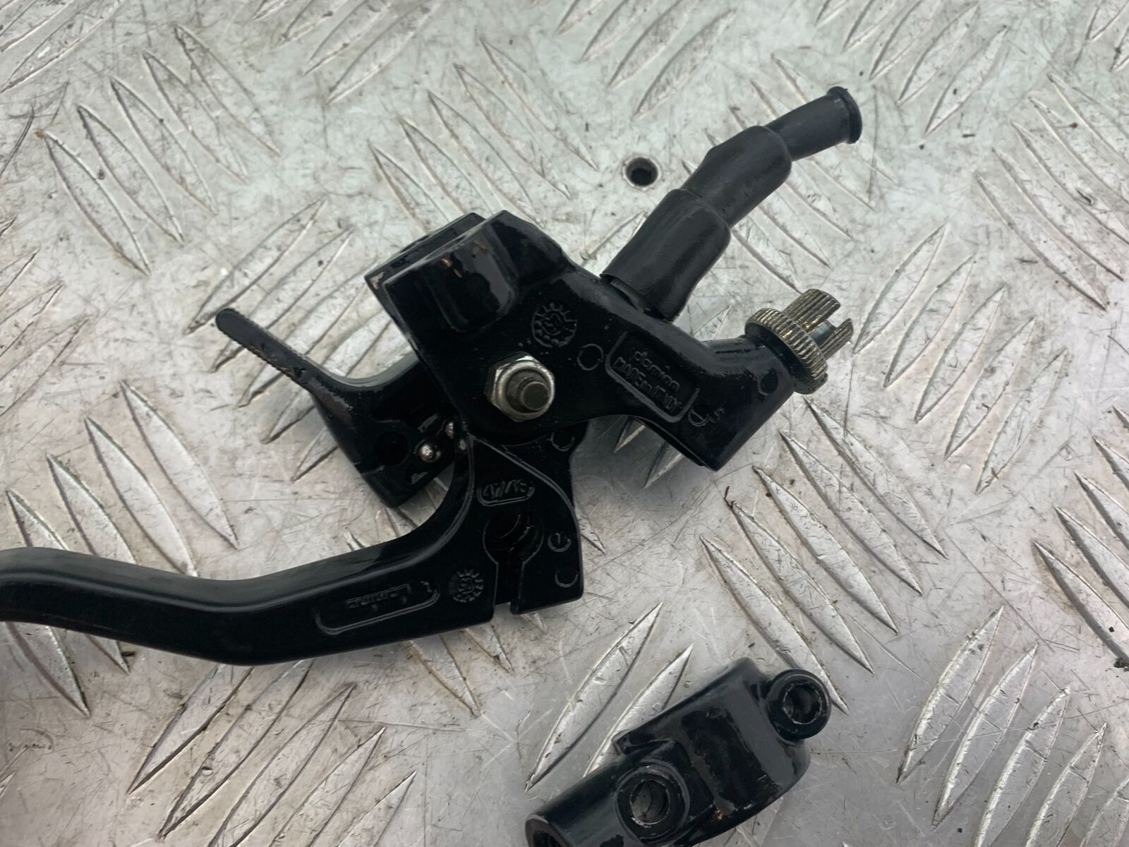 YAMAHA XT125 X XT 125 X CLUTCH LEVER   2005-2011 (CMB1097)