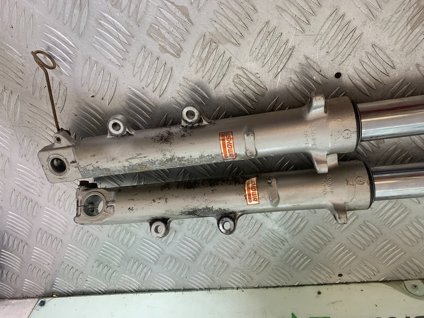 SUZUKI GSF1200  GSF 1200 BANDIT FORKS  YEAR 1997-2000 (CMB1149)
