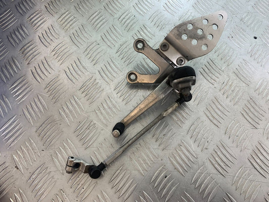KAWASAKI ZX6R ZX6 J FRONT LEFT HANGER   YEAR 2000 (CMB1129)