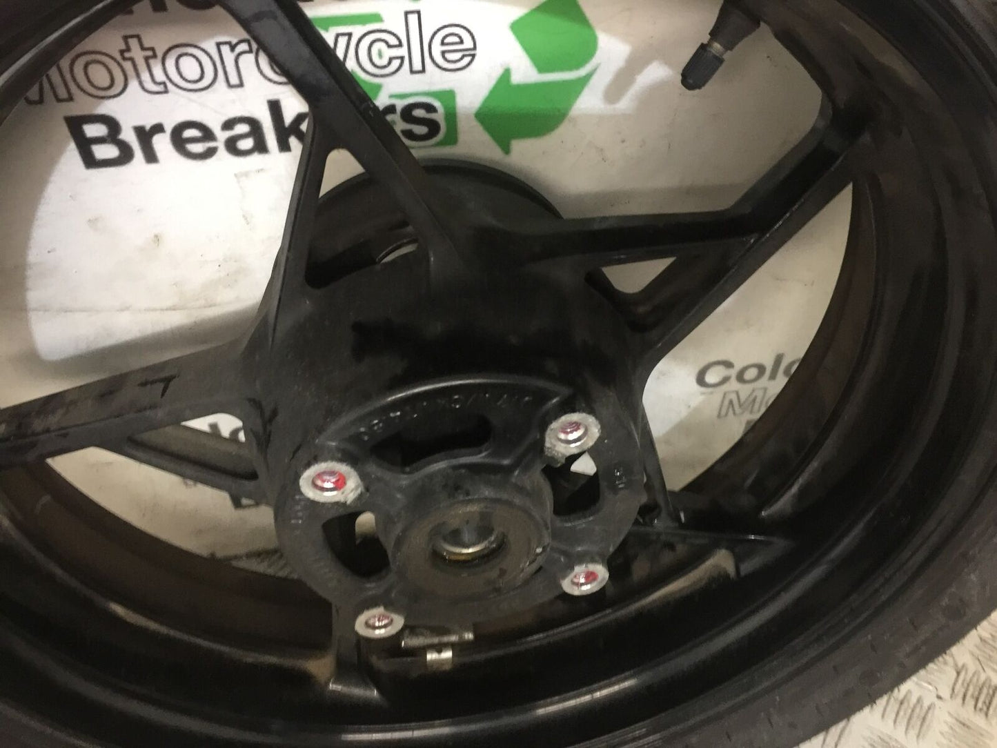 KAWASAKI NINJA 650 REAR WHEEL  YEAR 2021 (STOCK 805)