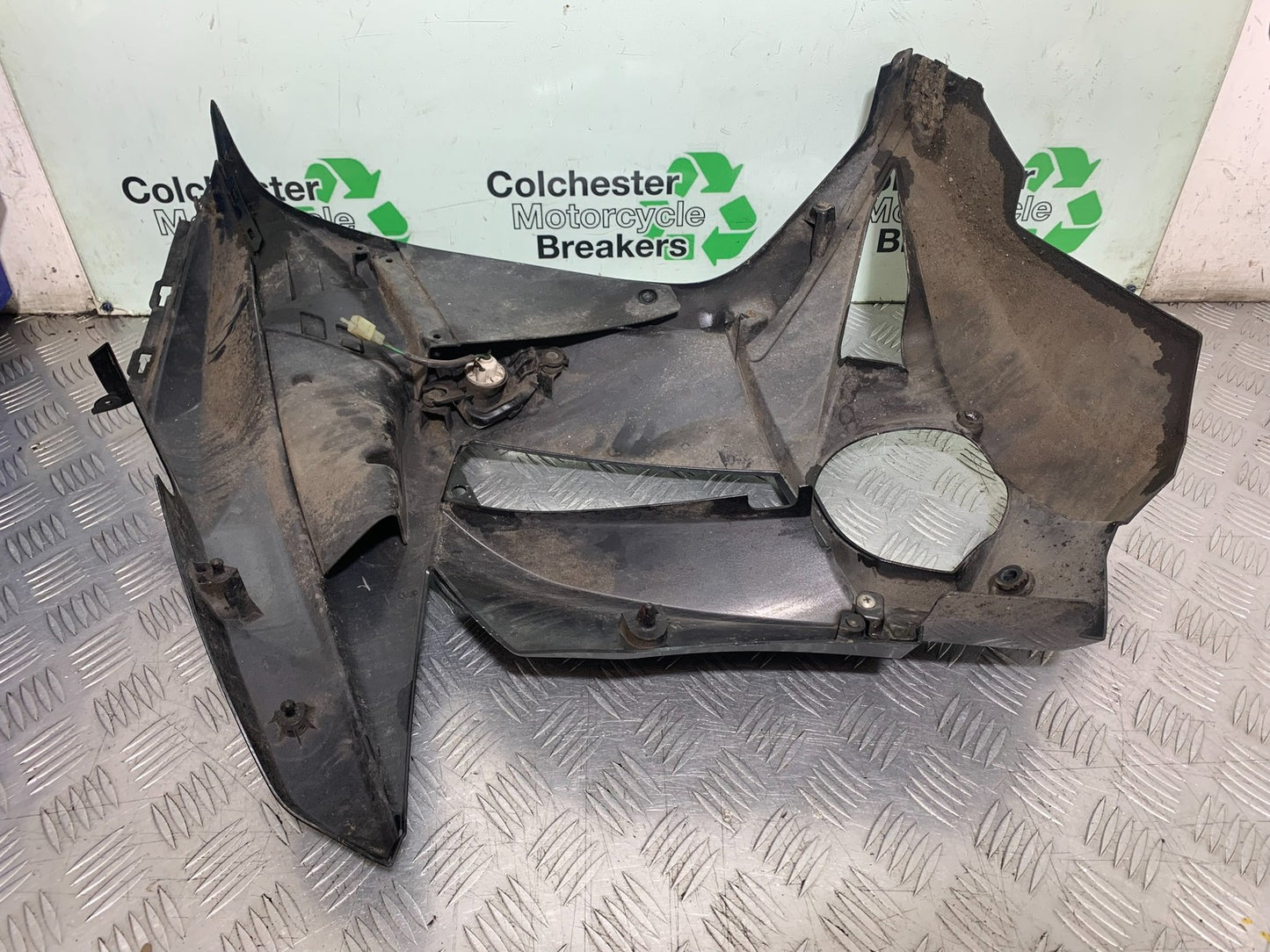 KAWASAKI Z1000 SX LEFT FAIRING PANEL    YEAR 2014-16 (CMB1264)