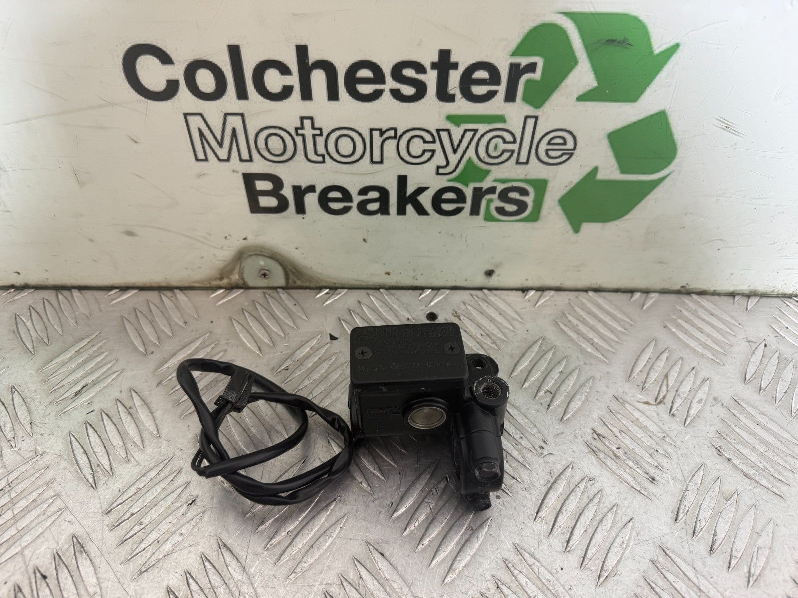 YAMAHA XT660 X OEM FRONT BRAKE MASTER CYLINDER YEAR 2004-2016 CMB1318