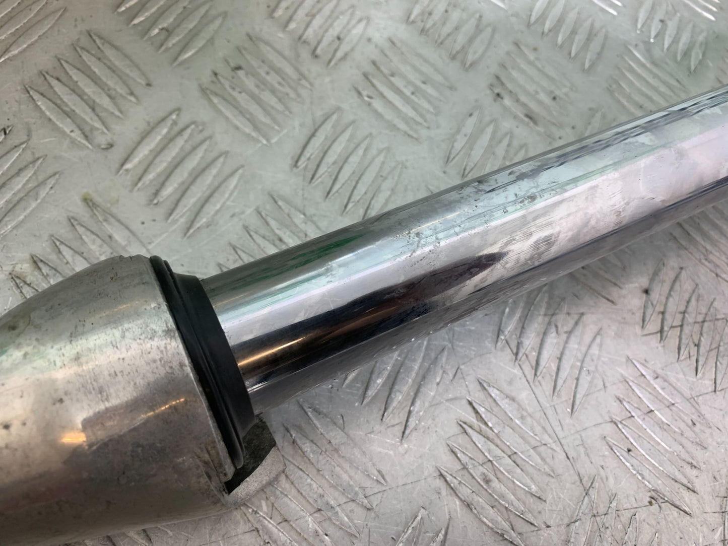 HONDA VT700 VT 700 SHADOW RIGHT FORK YEAR 1984-85 (CMB1328)