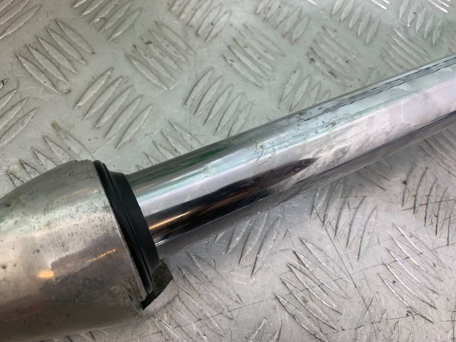 HONDA VT700 VT 700 SHADOW RIGHT FORK YEAR 1984-85 (CMB1328)