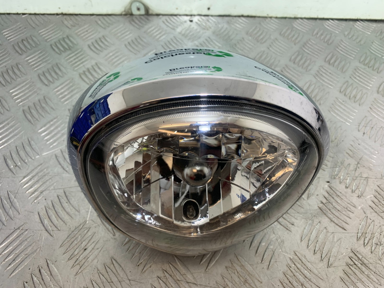 YAMAHA XVS 1300 MIDNIGHT STAR HEADLIGHT  YEAR 2007-16 (CMB1200)
