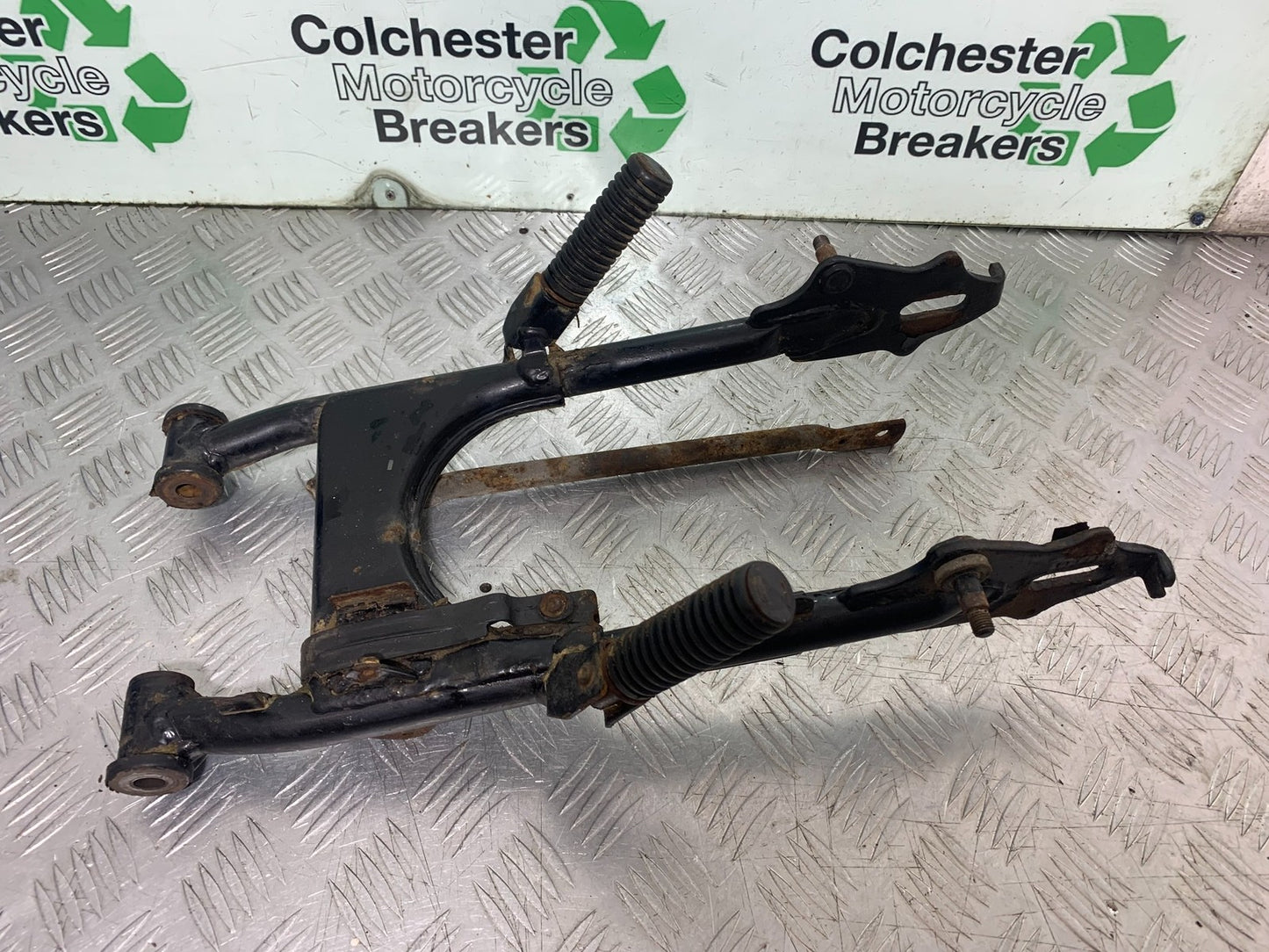HONDA CG125 CG 125 SWINGARM   YEAR 1998-2000 (CMB1282)