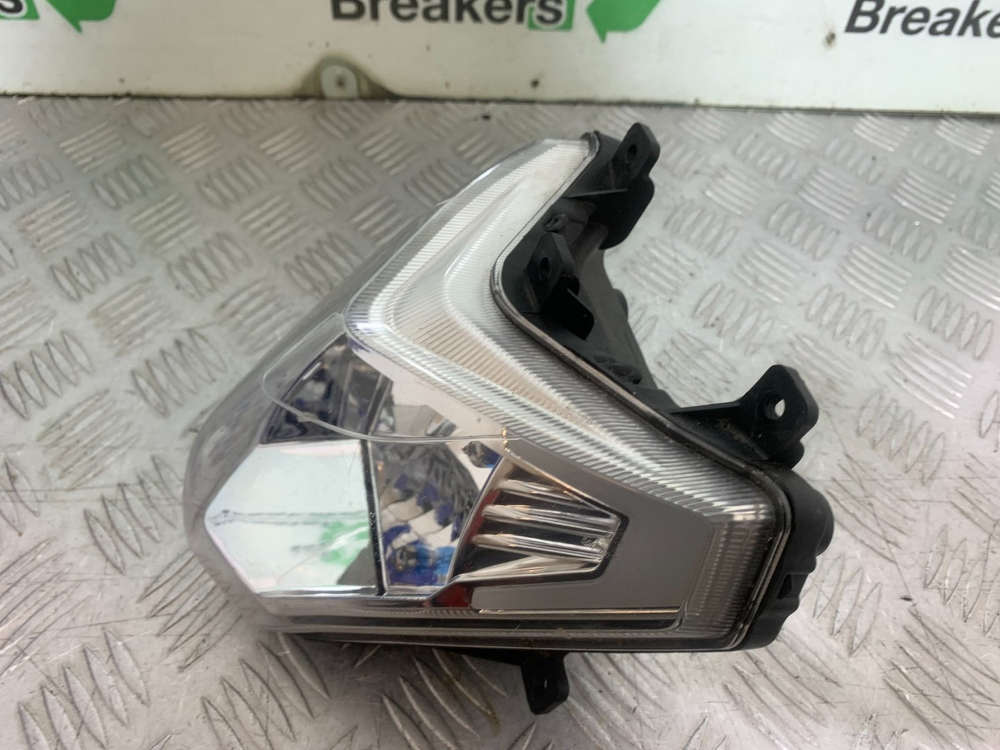 SINNIS TERRAIN 125 HEADLIGHT   YEAR 2017-2020 (CMB1241)