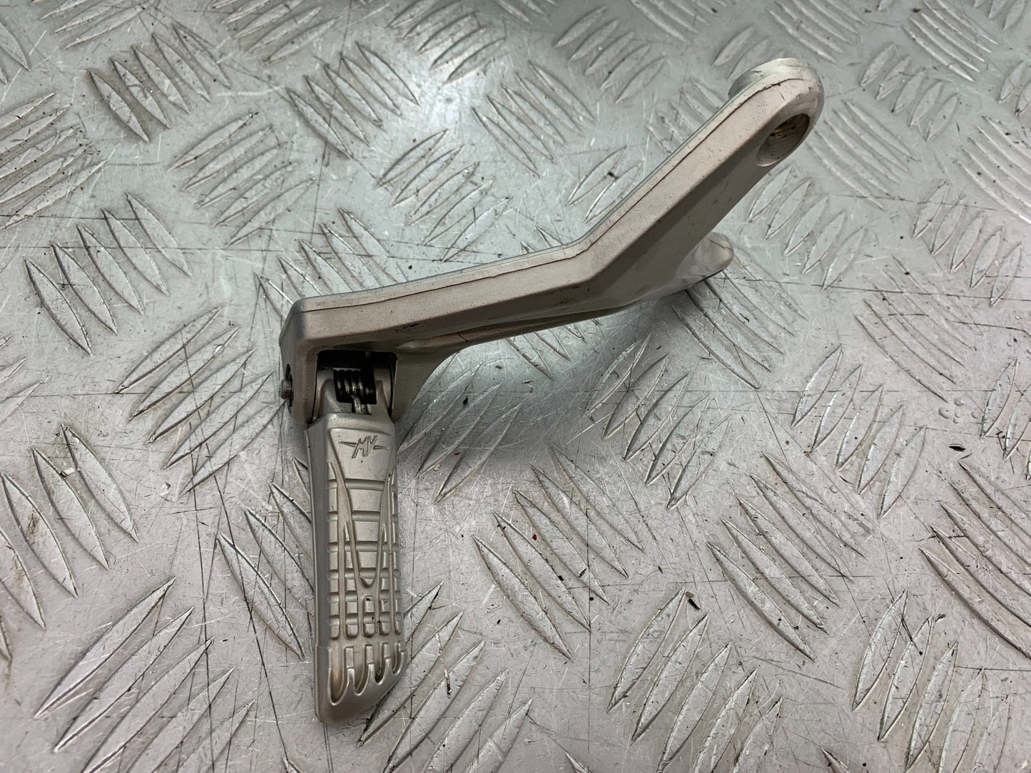 MV AGUSTA 800 F3 FRONT RIGHT HANGER AND PEG YEAR 2017-2019 (CMB1227)