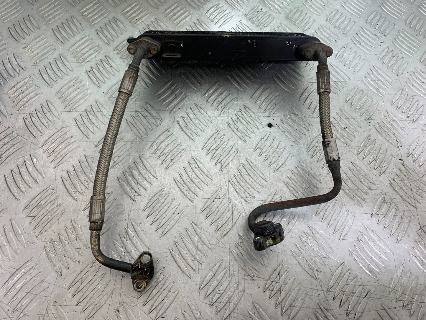 TRIUMPH 1050 SPRINT GT OIL COOLER AND LINES YEAR 2010-2016 (CMB1250)